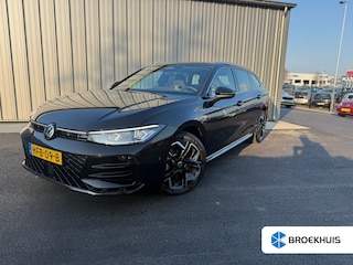Volkswagen Passat Variant 1.5 eHybrid R-Line Business 204Pk DSG/AUTO | Head up Display | Trekhaak Elecktrisch | Massage Functie | Stoel/Stuur verwarming | Navigatie | Cruise control adaptief | 18"LMV