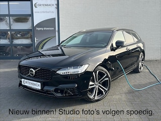 Volvo V90 2.0 T8 Plug-in hybrid AWD Ultimate Dark | Luchtvering | Panorama dak | Adaptieve cruise | Harman Kardon |