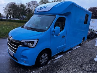 Renault Master PAARDENWAGEN | HORSETRUCK | STX | STALLION 3XL | 2021 | HENGST | AUTOMAAT | 3-SEAT | 180PK |  | BELGISCH KENTEKEN