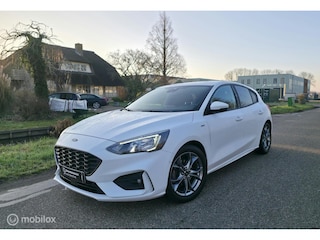 Ford Focus 1.0 EcoBoost ST-Line / Navi / Camera / Carplay