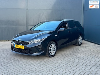 Kia Ceed Sportswagon 1.0 T-GDi Facelift / Camera / Navi / Carplay
