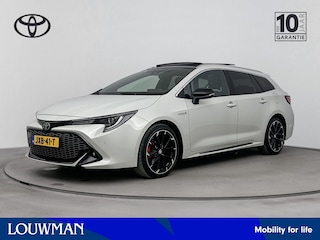 Toyota Corolla Touring Sports 2.0 Hybrid GR-Sport Plus Limited | Stoel-/Stuur-/Voorruitverwarming | Achterklep Elektrisch | Apple Carplay/Android Auto | Parkeersensoren V+A | Draadloze Telefoonlader | 18'' Lichtmetalen Velgen |