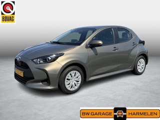 Toyota Yaris 1.5 VVT-i Active | Achteruitrijcamera | Airco | DAB |