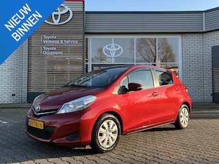 Toyota Yaris 1.3 VVT-i ASPIRATION 5-DEURS NL-AUTO AUTOMAAT TREKHAAK BLUETOOTH CAMERA CRUISE NAVI CLIMA