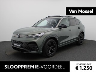 Volkswagen Tiguan 1.5 eHybrid R-Line Edition 272 PK | Automaat | PLug-In | Trekhaak | Panoramadak | Stoelverwarming | Stuurwielverwarming | Elektrische Achterklep | Digital Cockpit Pro
