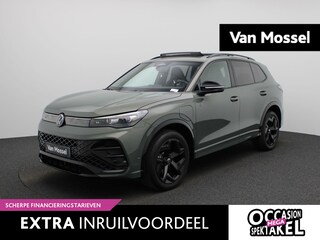 Volkswagen Tiguan 1.5 eHybrid R-Line Edition 272 PK | Automaat | PLug-In | Trekhaak | Panoramadak | Stoelverwarming | Stuurwielverwarming | Elektrische Achterklep | Digital Cockpit Pro