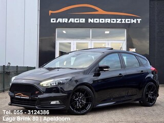 Ford Focus 2.0 ST-3 250PK SCHUIFDAK|XENON-LED|NAVIGATIE|ECC/AIRCO|LEDER|GETINT GLAS|PDC|19 INCH RS VE