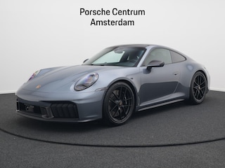 Porsche 911 Carrera 4 GTS