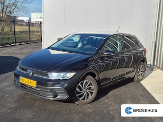 Volkswagen Polo 1.0 TSI Life Edition 95Pk | Achteruitrijcamera | Cruise control adaptief | Apple carplay Android Auto | DAB | 15"LMV