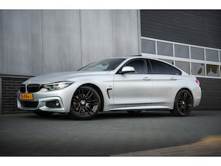 BMW 430i 252 pk High Executive M-Sportpakket / Frozen-Grey/ Led-Koplamp/ Schuif-Dak/ Head-Up/ Harman&Kardon/ Stoelverw./  Groot-Navi 19''LMV