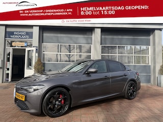 Alfa Romeo Giulia 2.0 T AWD Veloce 280pk Adaptive Camera Leder Stoel/Stuurverw. 19''