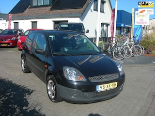 Ford Fiesta 1.3-8V Champion met AIRCO