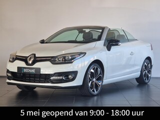 Renault Mégane Coupé-Cabriolet 1.2 TCe Privilège | NAVIGATIE | PARKEERSENSOREN ACHTER | UNIEKE AUTO! |