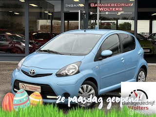 Toyota Aygo 1.0 VVT-i Dynamic UNIEKE KLEUR Bluetooth NW APK