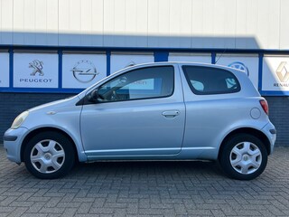 Toyota Yaris 1.0 VVT-i Idols07-2004 NWE.APK 140000 KM 1500EU