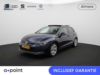 Volkswagen Golf 1.5 eTSI Style 150 pk Automaat (DSG) | Navigatie | Panoramadak | Parkeersensoren (Park assist) | Achteruitrijcamera | Apple Carplay/Android Auto |