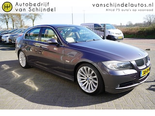 BMW 325I 218PK 6 CYLINDER DYNAMIC EXECUTIVE ORIGINEEL NL KEURIGE STAAT SCHUIF-KANTELDAK TREKHAAK XENON LEDER NAVI CLIMA CRUISECONTROL PDC V+A 18INCH 4X ELECTR.RAMEN/SPIEGELS ENZ...
