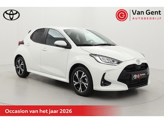 Toyota Yaris 1.5 Hybrid 115 Dynamic | Apple Carplay / Android Auto | Dodehoek detectie | Parkeersensoren voor/achter | Stoel-/stuurverwarming | Adaptive Cruise | Clima | Keyless | Camera | 16 inch