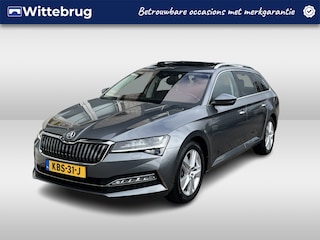 Skoda Superb Combi 1.4 TSI iV Style / AUTOMAAT/ PANO/ TREKHAAK/ STANDKACHEL/ MEMORY SEAT/ ELEK.KLEP/ PARK.SENSOR.V+A/ 360 CAMERA/ ACC/ DCC/ STUUR+STOELVERWARM.V+A/ KEYLESS/ SMARTLINK/ DODEHOEK/ NAVI/ DAB/ CLIMA/ LED/ 17'' LMV