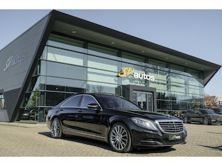 Mercedes-Benz S500 V8 455pk 4Matic Panoramadak Trekhaak elektrisch Luchtvering Widescreen Sfeerverlichting 20" LMV