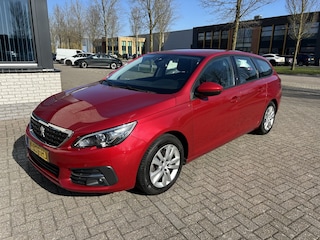 Peugeot 308 SW 1.2 PureT.Blue L. 1eEIG DEALER CARPLAY TRHK NAP!