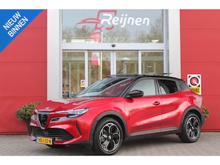 Alfa Romeo Junior ELETTRICA SPECIALE 156PK 54 kWh | PANORAMISCH SCHUIF/KANTEL DAK | BICOLOR DAK (ZWART DAK) | TECHNOLOGIE PAKKET (O.A. FULL LED ADAPTIVE MATRIX KOPLAMPEN/DODEHOEK DETECTIE/DRAADLOZE TELEFOONLADER/ACHTERUITRIJ CAMERA/PARKEERSENSOREN VOOR, ACHTER,ZIJKANT) | DRAADLOZE APPLE CARPLAY/ANDROID AUTO | CLIMATE CONTROL | ELEKTRISCH BEDIENBARE ACHTERKLEP | STOEL VERWARMING | ELEKTRISCH BEDIENBARE VOORSTOEL | VERKEERSBORDEN HERKENNING | ADAPTIVE CRUISE CONTROL | KEYLESS ENTRY/START |