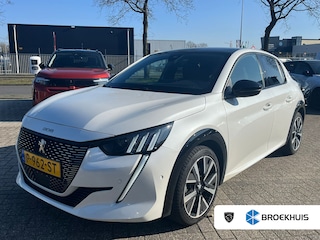 Peugeot 208 1.2 PureTech GT | Navi | Camera | Trekhaak | All season | Cruise control | LMV 17"| PDC V+A | DAB |