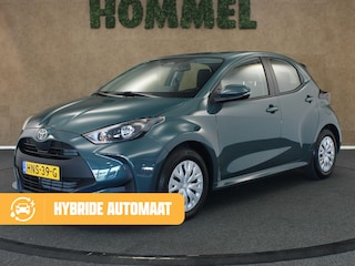 Toyota Yaris 1.5 Hybrid 115 Comfort - ORIGINEEL NEDERLANDSE AUTO - APPLE CARPLAY/ANDROID AUTO - ACHTERUITRIJCAMERA - PREMIUM KLEUR 'FOREST GREEN' - BLUETOOTH TELEFOONVOORBEREIDING - CRUISE CONTROL