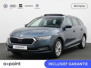 Skoda Octavia Combi 1.0 e-TSI Business Edition Plus Automaat | Navigatie | Apple Carplay of Android Auto | Trekhaak | Stoelverwarming | Stuur verwarming | Schuifdak