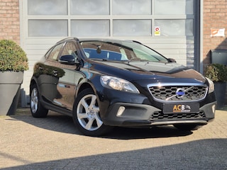 Volvo V40 1.6 T4 180 pk Momentum, NAP, TREKHAAK,
