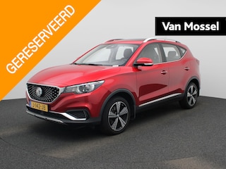 MG ZS Luxury 45 kWh | Apple Carplay / Android Auto | Camera | Stoelverwarming | Schuif/Kanteldak | Lichtmetalen Velgen | Dodehoekdetectie |