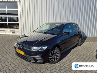 Volkswagen Polo 1.0 TSI Life Edition 95 PK DSG/AUTO | Achteruitrijcamera | Apple carplay Android auto | Keyless | Stoelverwarming | 15"LMV