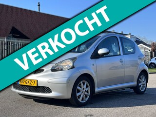 Toyota Aygo 1.0-12V + 5DR*Airco*NAP*13-02-2027 APK*LM velgen*Elektrische ramen*