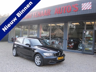 BMW 118i Business Line zeer mooi nederlandse auto geen import  apk 28-10-2026