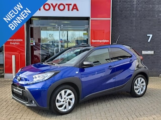 Toyota Aygo PULSE STOELVERWARMING ACHTERUITRIJCAMERA AIRCO