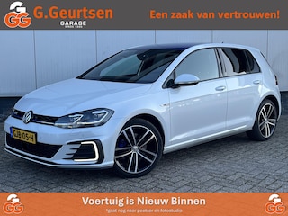 Volkswagen Golf 7.5 GTE Limited Edition 167/200, Volleder, Memory, Virtual, Stoelverwarming