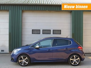 Peugeot 208 1.2 PURET. PREMIÃÂRE