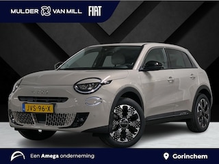 Fiat 600 e La Prima EV 54kWh 156pk | CAMERA | STOELVERW. | NAVI | APPLE CARPLAY / ANDROID AUTO | KEYLESS ENTRY + START |