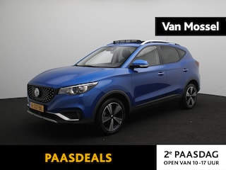MG ZS Luxury 45 kWh | Panoramadak | Stoelverwarming | Leder | Carplay | Camera |