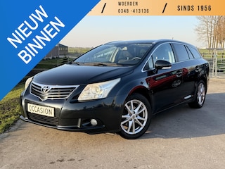 Toyota Avensis Wagon 2.0 VVTi Business AUTOMAAT | TREKHAAK | CAMERA | NAVIGATIE | CRUISE CONTROL |