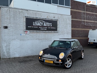 Mini Cooper 1.6 Chili - AUTOMAAT - PANO - NAVI - RIJDT GOED!