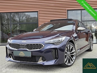 Kia Stinger 2.0 T-GDI GT-Line Pano Acc Carplay Stuurwielverwarming Stoelkoeling