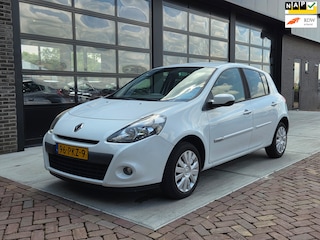 Renault Clio 1.2 Authentique | 87.000 KM! | Airco | 5 Deur |
