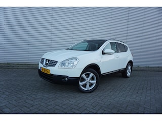 Nissan Qashqai 2.0 Tekna Climate / Navi / Cruise / Camera / BT / Stoelverw. / Trekhaak / Lm velgen / NAP