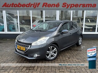 Peugeot 208 1.2 VTi Allure | Trekhaak | Pano | Bluetooth | Cruise | Navi