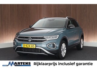 Volkswagen T-Roc 1.5 TSI 150pk DSG Style Trekhaak Camera Stoelverwarming Virtual Cockpit Navigatie
