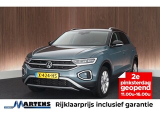 Volkswagen T-Roc 1.5 TSI 150pk DSG Style Trekhaak Camera Stoelverwarming Virtual Cockpit Navigatie