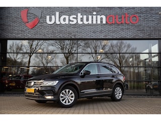 Volkswagen Tiguan 1.4 TSI ACT Comfortline Business , Trekhaak, Stoelverwarming,