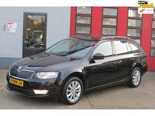 Skoda Octavia Combi 1.2 TSI Greentech Ambition Businessline , NAVI , CLIMA