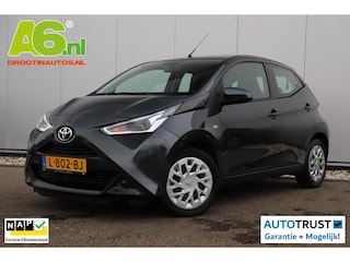 Toyota Aygo 1.0 VVT-i x-play Automaat Carplay Android/Navigatie Achteruitrijcamera Airco LED